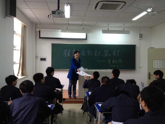 亚洲狼人精品一区二区三区